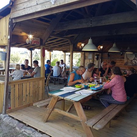 Le Petit Moulin Bed & Breakfast Saint-Hilaire  Екстериор снимка