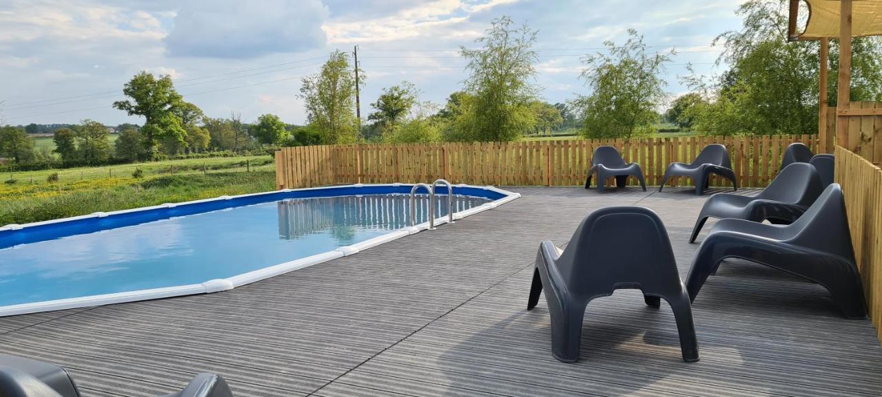 Le Petit Moulin Bed & Breakfast Saint-Hilaire  Екстериор снимка