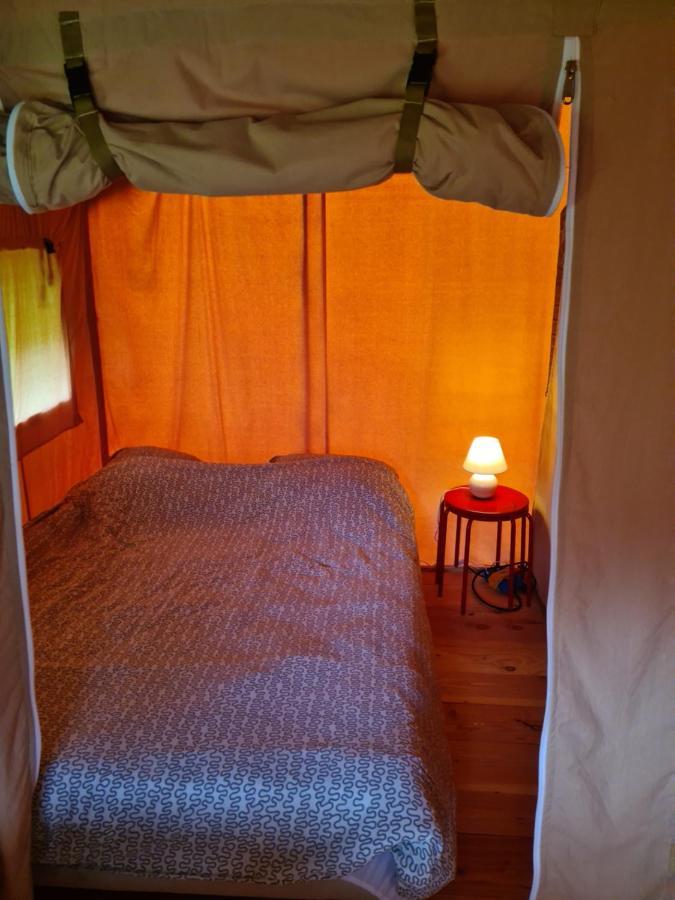 Le Petit Moulin Bed & Breakfast Saint-Hilaire  Екстериор снимка