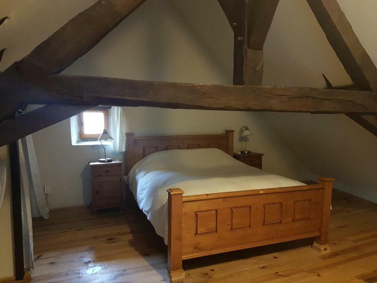 Le Petit Moulin Bed & Breakfast Saint-Hilaire  Екстериор снимка