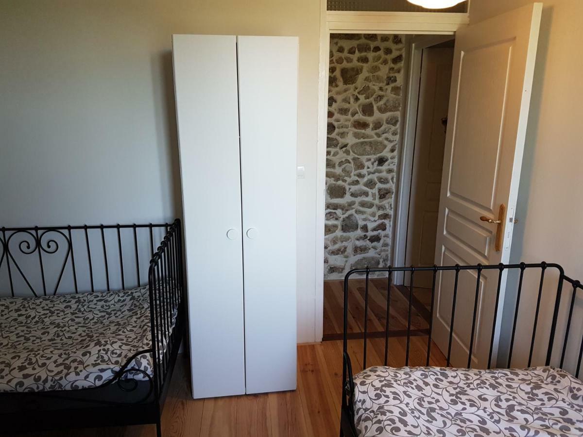 Le Petit Moulin Bed & Breakfast Saint-Hilaire  Екстериор снимка